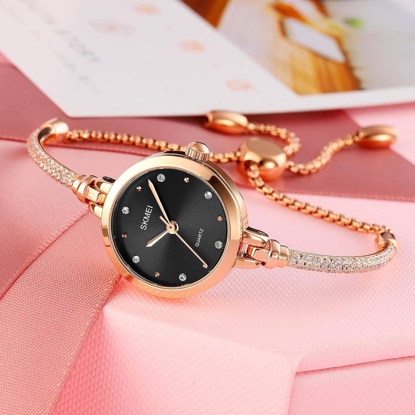 Women Bling Diamonds Rose Gold Watches Dress Analog Waterproof Quartz Watch for Female Mosaic with Glitter Diamonds Bracelet