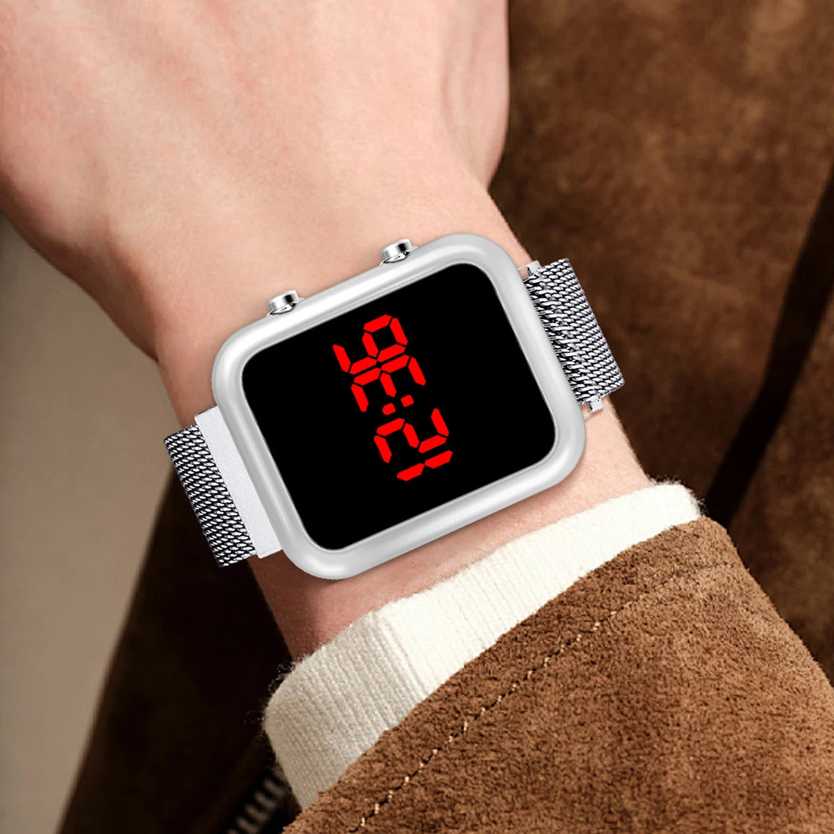 Simple and Casual Men'S and Women'S Watch Square Electroplated Case Sports Watch Fashion Versatile Student Electronic Watch