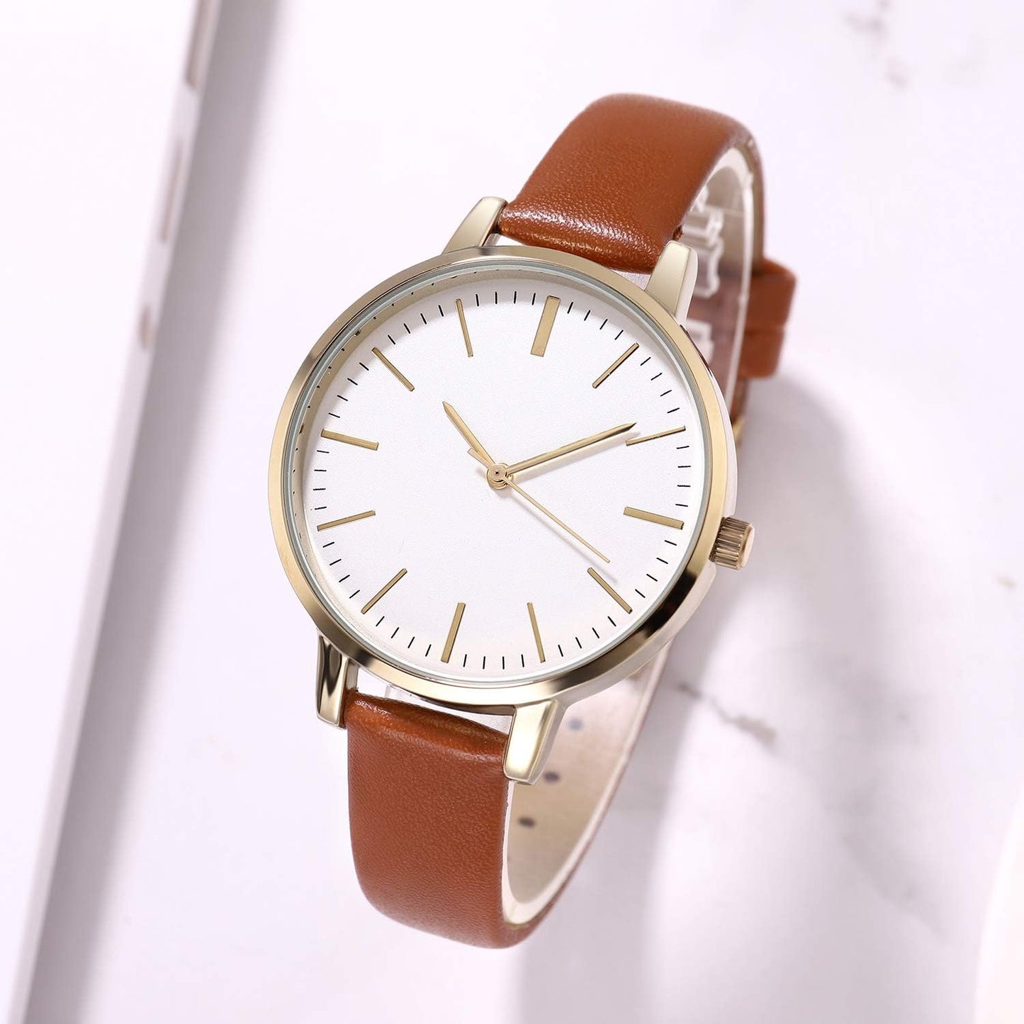 Women'S Watches Leather Band Luxury Quartz Watches Waterproof Fashion Creative Wristwatch for Women Ladies